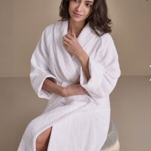 Frette XL Unito Shawl Collar 100% Thick Cotton Bathrobe White EUC